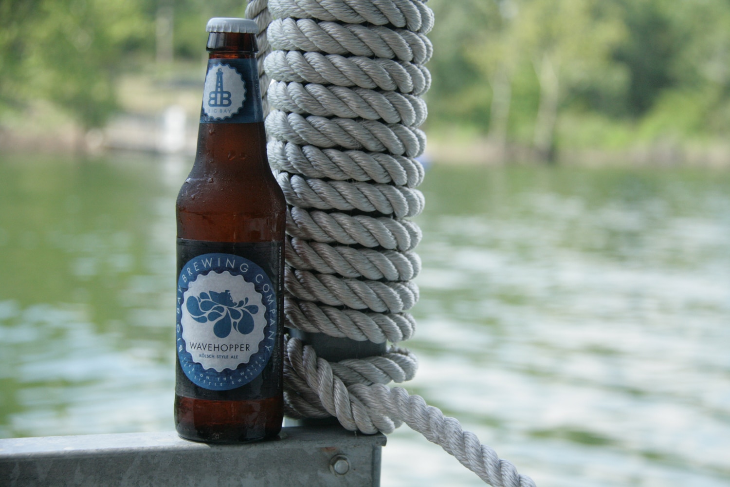 Enjoy Big Bay's Wavehopper summer boat beer.